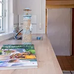 7 Person In Grenaa * Gjerrild