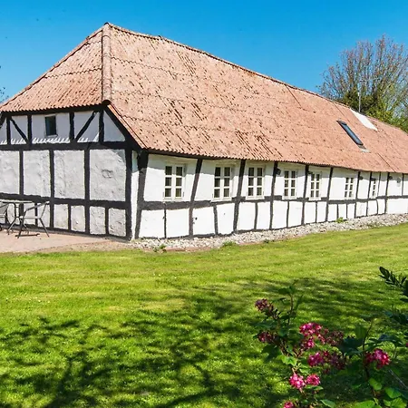 Casa vacanze 7 Person In Grenaa *