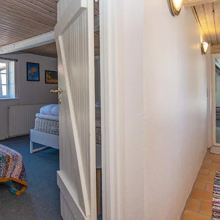 7 Person In Grenaa 그레나